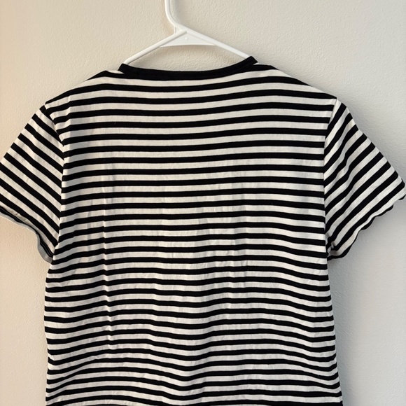 The Box-Cut Tee in Essential Cotton, M, Everlane - Picture 2 of 3